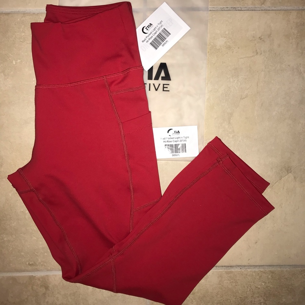 Red Pocket Light n Tight Hi-Rise Capri 20"